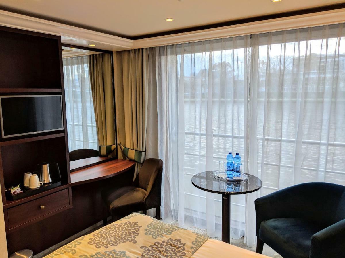 Select Ms Charles Dickens - Frankfurt Hotel Frankfurt am Main Kültér fotó